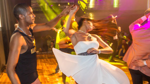 salsa4-300-1.jpg